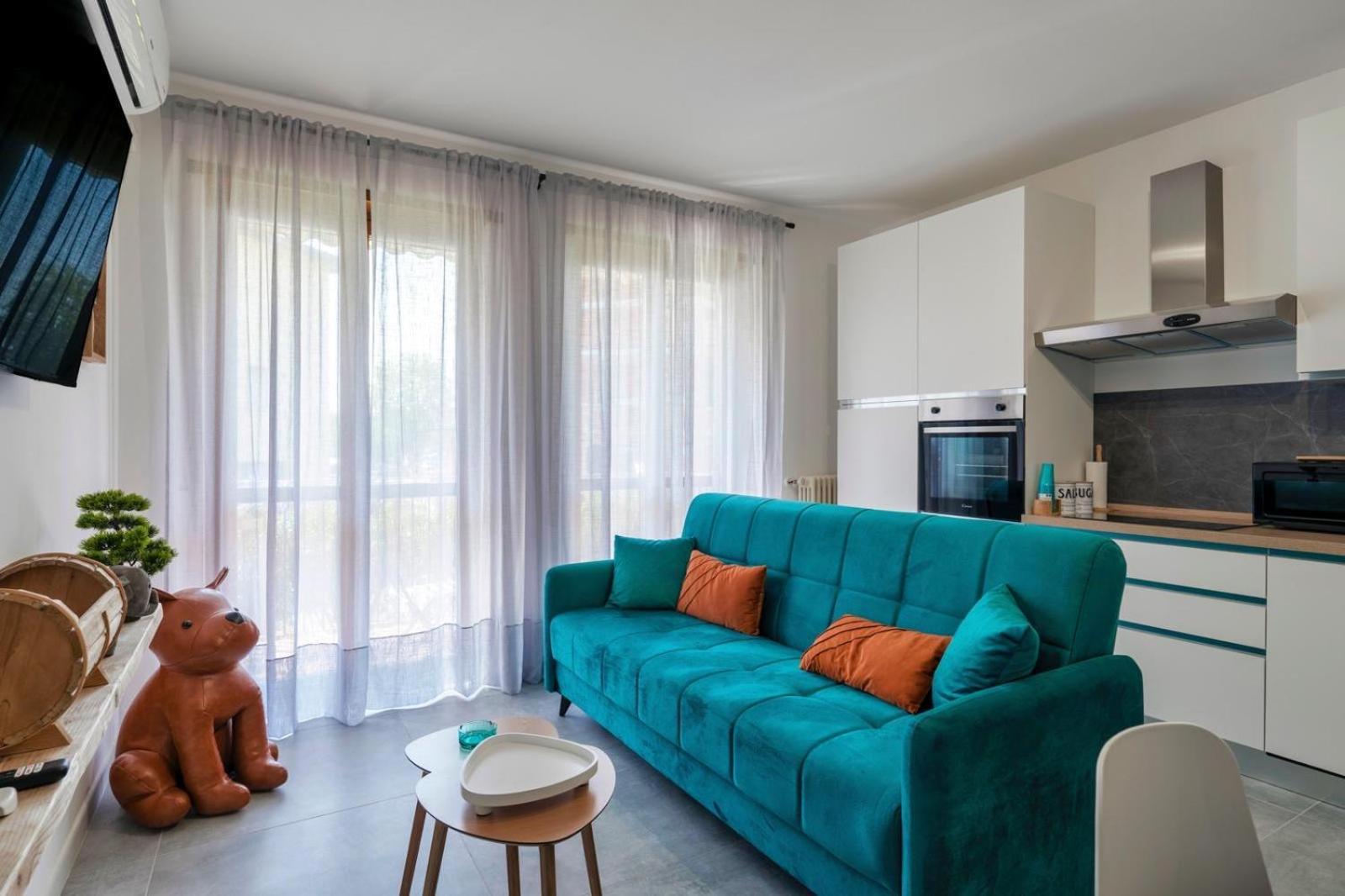 Roka House Appartement *
